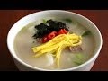 Rice cake soup (Tteokguk: 떡국)