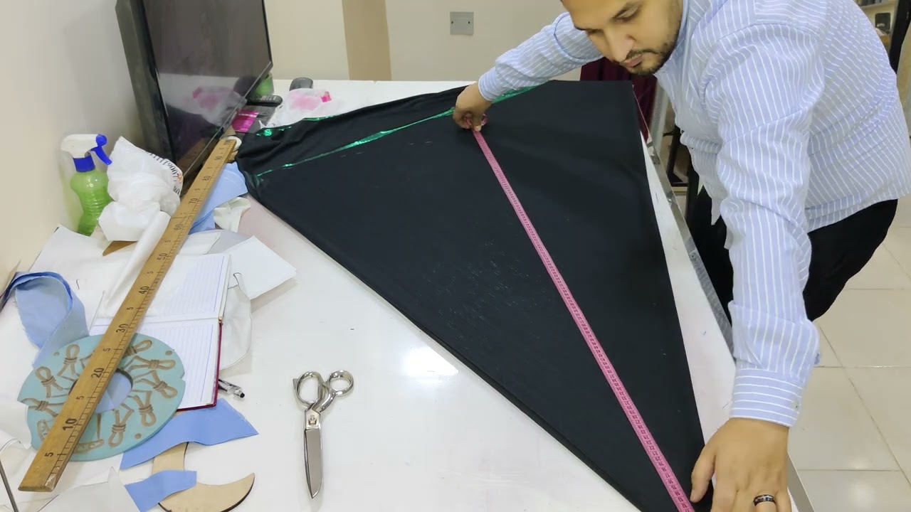 طريقه عمل اكستنشن اللي بتبقي فوق الفستان السواريه #sewing #باترون #تفصيل #fashion #يوسف_الوكيل