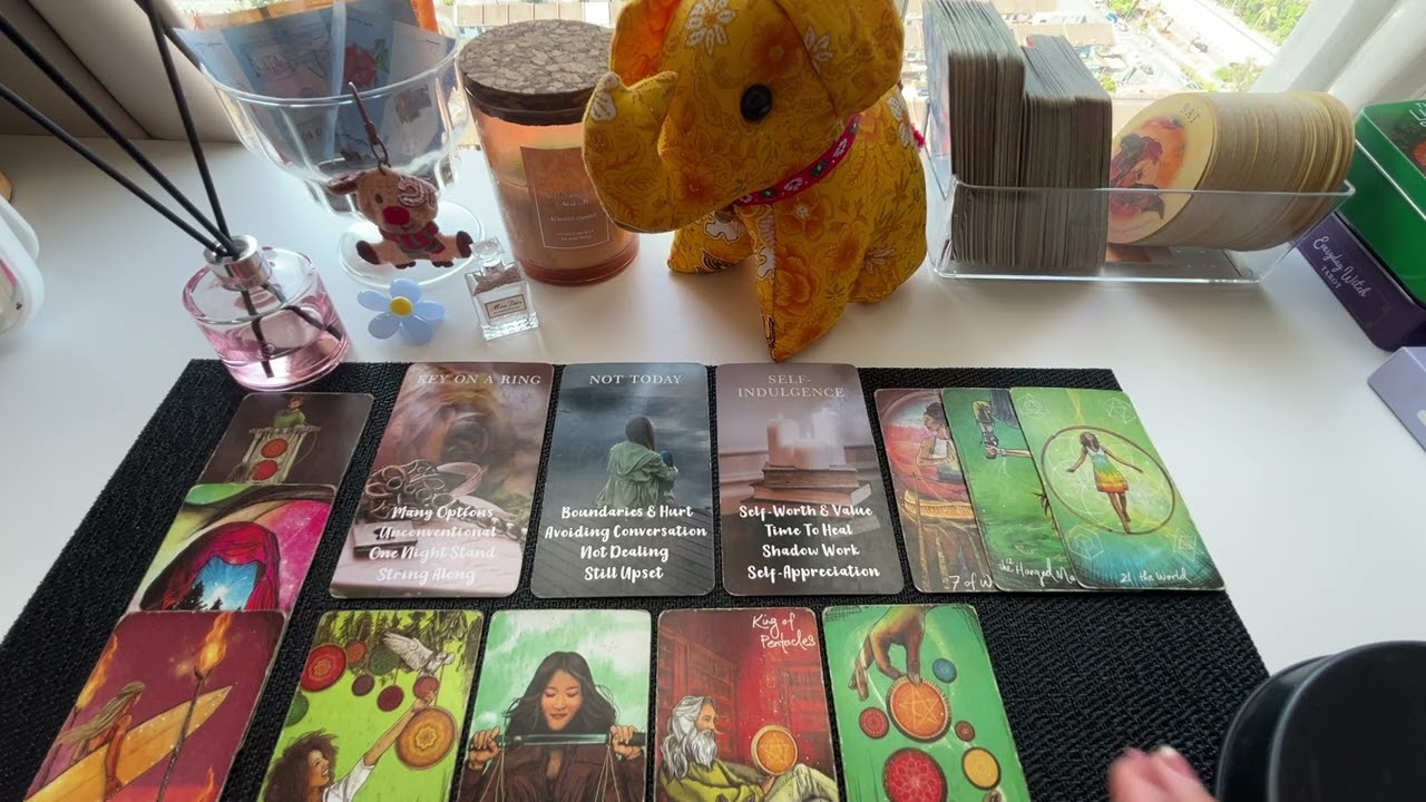 เค้าส่องคุณมั้ย ❤️ เค้าส่องด้วยความที่ไม่มั่นใจว่าคุณจะยังสนใจเค้าอยู่รึป่าว #ไพ่ทาโรต์ 