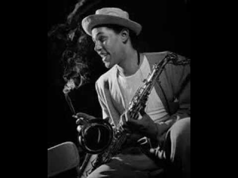 YouTube पर Dexter Gordon - Star Eyes देखें YouTube पर Dexter Gordon - Star Eyes देखें