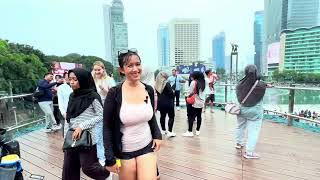Jakarta Residents' Reactions to Seeing Girls Wearing Tank Tops & Hot Pants at CFD Bundaran HI and...