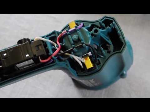 Дрель Makita DP4010. Разборка и обзор. С субтитрами. With subs.