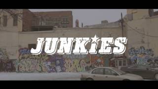 Junkies - Panel (explicit) chords