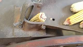 IHC corn sheller