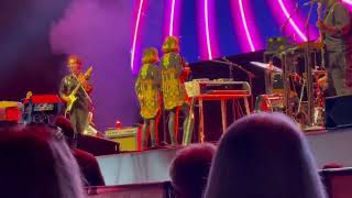 LUCIUS Perform TEMPEST With Terrific Vocals By Entire Band at VetsAid Concert Chula Vista 11/12/23