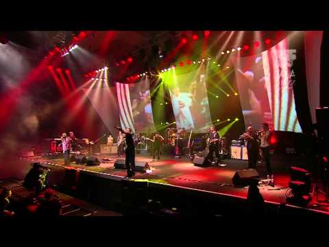 Santana "Smooth" Live at Java Jazz Festival 2011