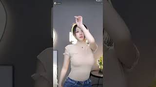 迷人的黎闪电20221107080957