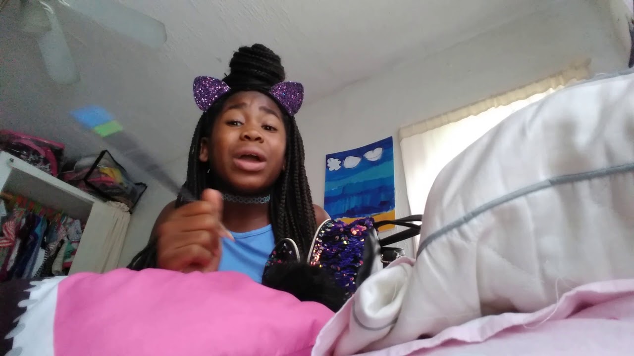 What's in my Justice book bag?! ️⭐ YouTube