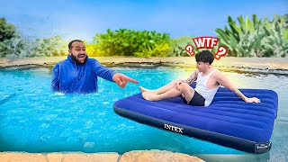 مقلب السرير في المسبح على غاريك *البرد القارس*