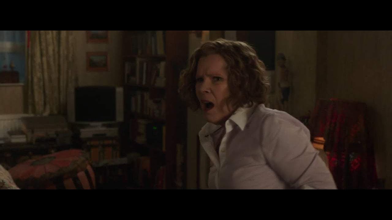 FINDING YOUR FEET (2017) SANDRA FINDS HER FEET