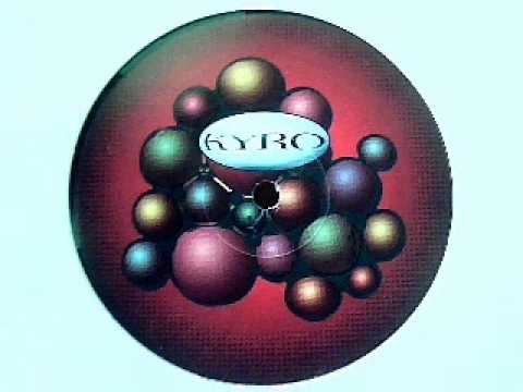 Luca Facchini - Quartz 33%