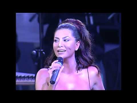 Ebru Yaşar - Rumeli Hisarı Konseri (19 Temmuz 2002).TS