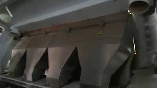 Color sorter for roasted hazelnut / Kavrulmuş fındık için renk ayırıcı