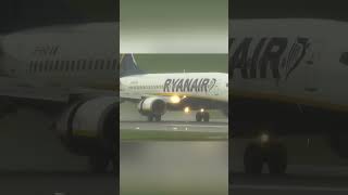 Ryanair Landing on wet Runway UP CLOSE #shorts