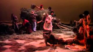 TOPPOP: Gunther Schuller Orkest - Aunt Dinah Has Blowed De Horn (Ballet)
Artist: Gunther Schuller Orkest
Title: Aunt Dinah Has Blowed De Horn (Ballet)
Broadcast date: 1-6-1975
TV program: TopPop
Video rights: AVRO
http://www.avro.tv gives you easy access to unique footage. .
TopPop was the first regular dedicated pop music TV show in the Dutch language area. Dutch broadcaster AVRO aired the programme weekly, from 1970 to 1988. Presenter Ad Visser hosted the show for its first fifteen years.
World famous music artists performed on TopPop: ABBA, 10CC, Bee Gees, The Jacksons, David Bowie, Earth & Fire, Boney M, Smokie, KC & The Sunshine Band, Chick, Donna Summer, Rod Stewart, and many many more.
Watch our great music videos ❯ https://goo.gl/1mU5Ns
More TopPop? Subscribe here ❯ https://goo.gl/GggHDi
More info on Wikipedia ❯ http://goo.gl/RO1s74
Great images ❯ https://goo.gl/HuIwTy
PLEASE NOTE:
All copyrights for all videos on this official TopPop YouTube channel are cleared and belong to Dutch public broadcaster AVROTROS. Please contact copyright@expoza.com for copyright-inquiries or tom.steenbergen@avrotros.nl for licensing. TOPPOP: Gunther Schuller Orkest - Aunt Dinah Has Blowed De Horn (Ballet)