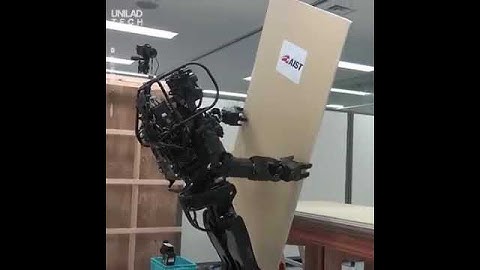 A company have devolped a humanoid robot prototype capable of assembling large structures