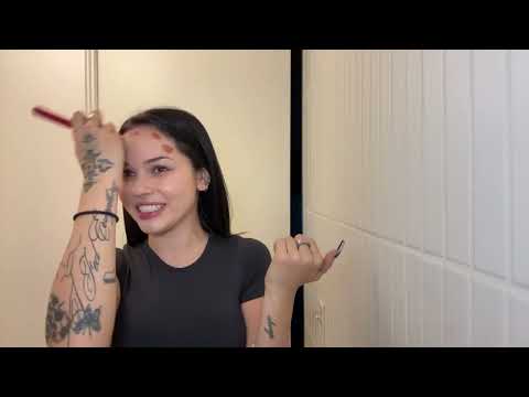 Maggie Lindemann Twitch stream on January 16, 2026 - "GRWM to go out"