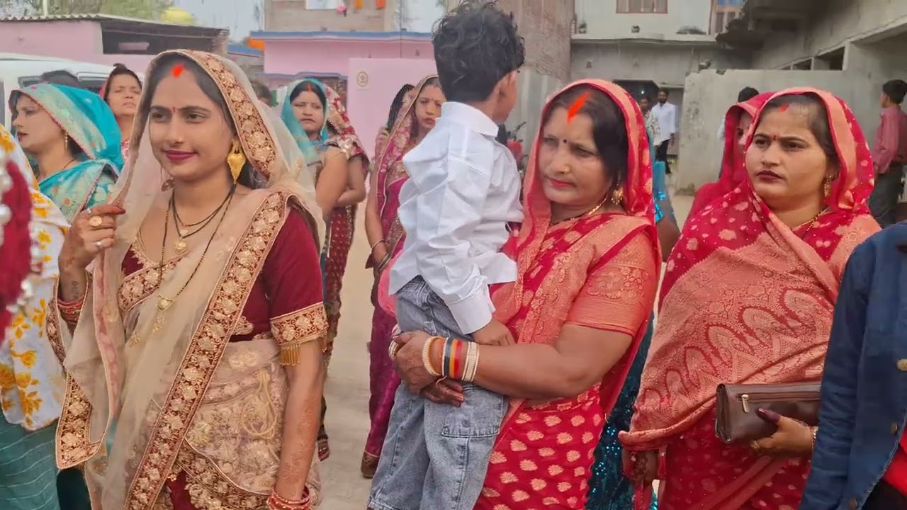 #अर्चना_तिवारी #बन्दना_दुबे #वायरलsong #बारात_पहोचाती_हुई #बन्दना_दुबे #सीमा_दिदी_के_घर