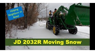 Moving snow and helping neighbors #plowing #johndeere #2032R