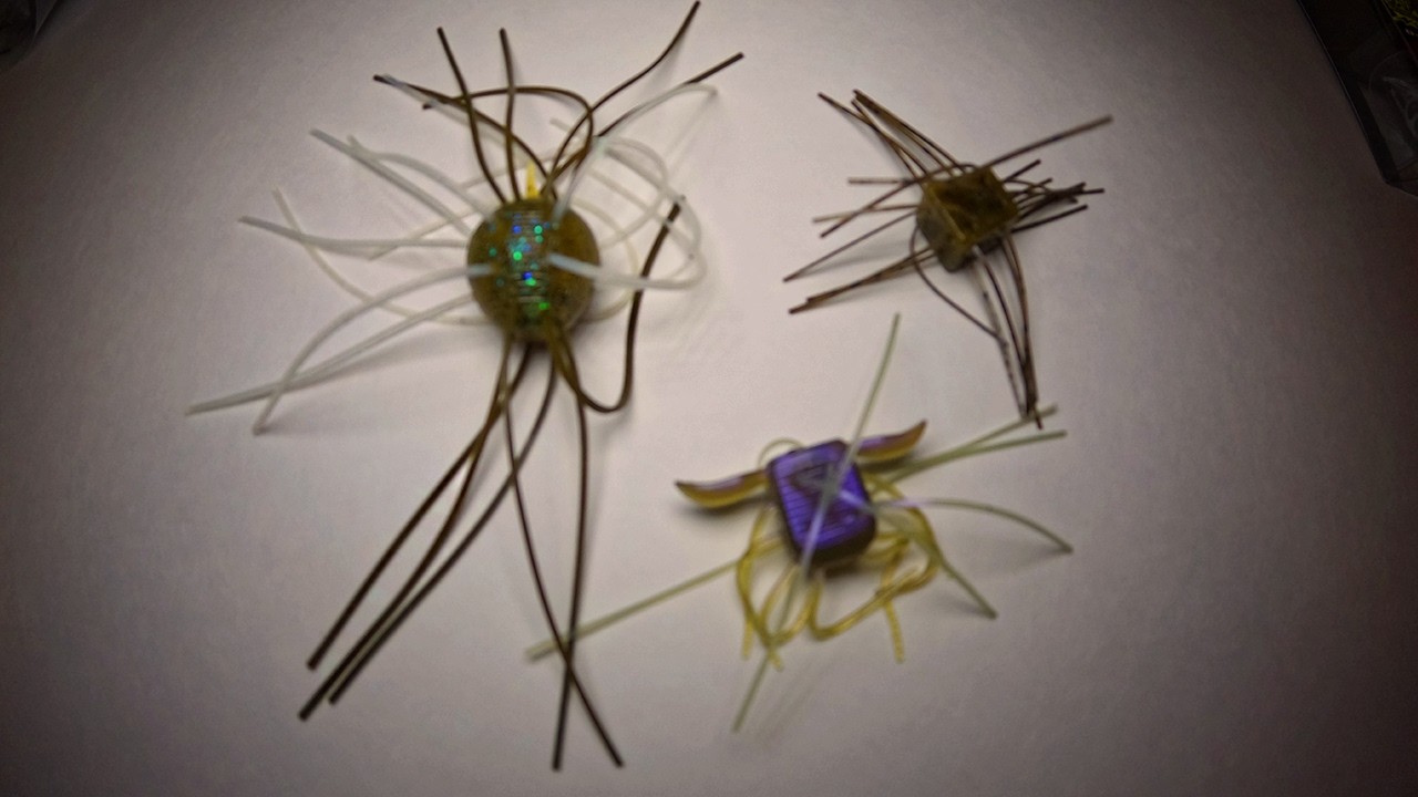 Japanese Dice Lures Underwater (OSP, Geecrack, Raid)