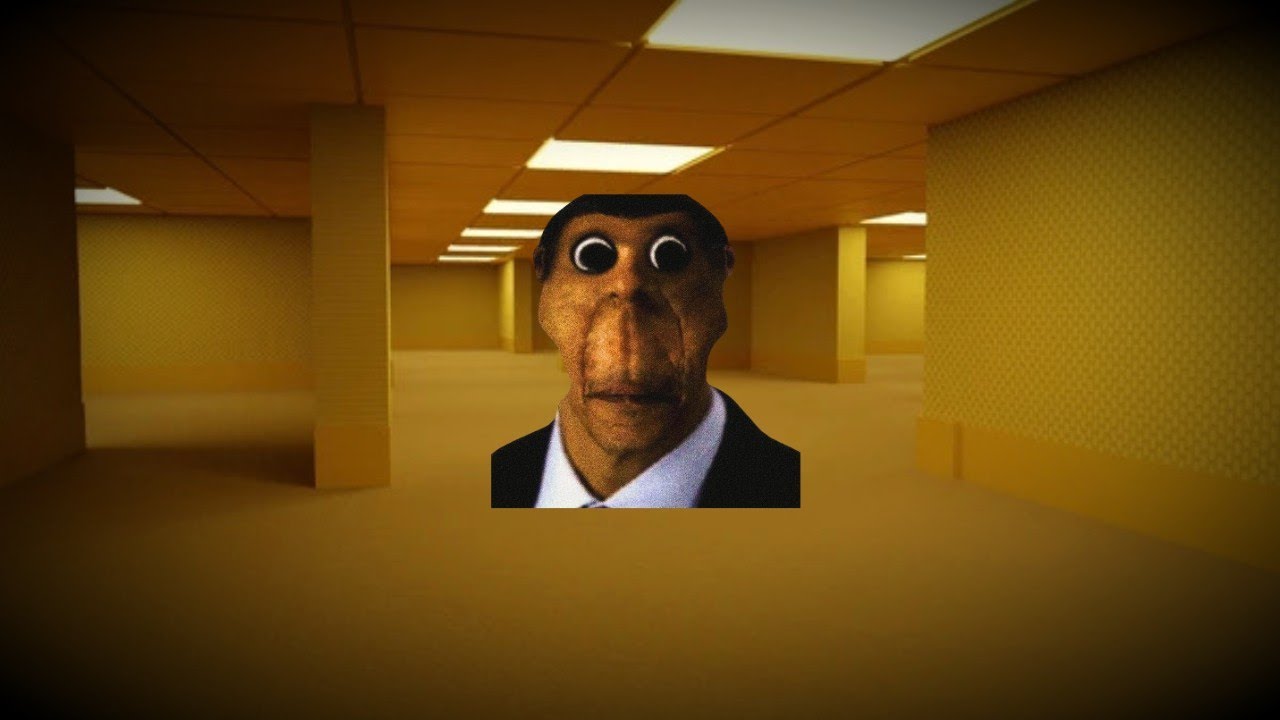 Chased by nextbot in the Backrooms