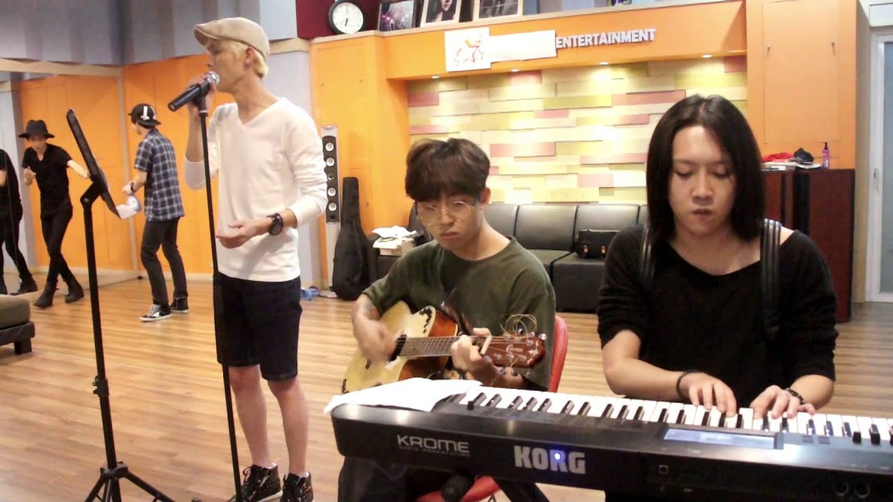 i'm in love cover by.인준 (피아노:미카 기타:현민 특별 출연:가람, 제이)