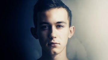 How To Enhance Photos With Complimentary Colors in Photoshop