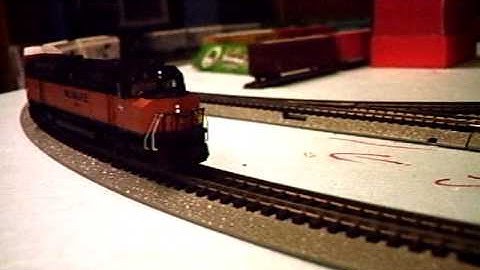 Athearn FP45 N scale with sound/Update 6
