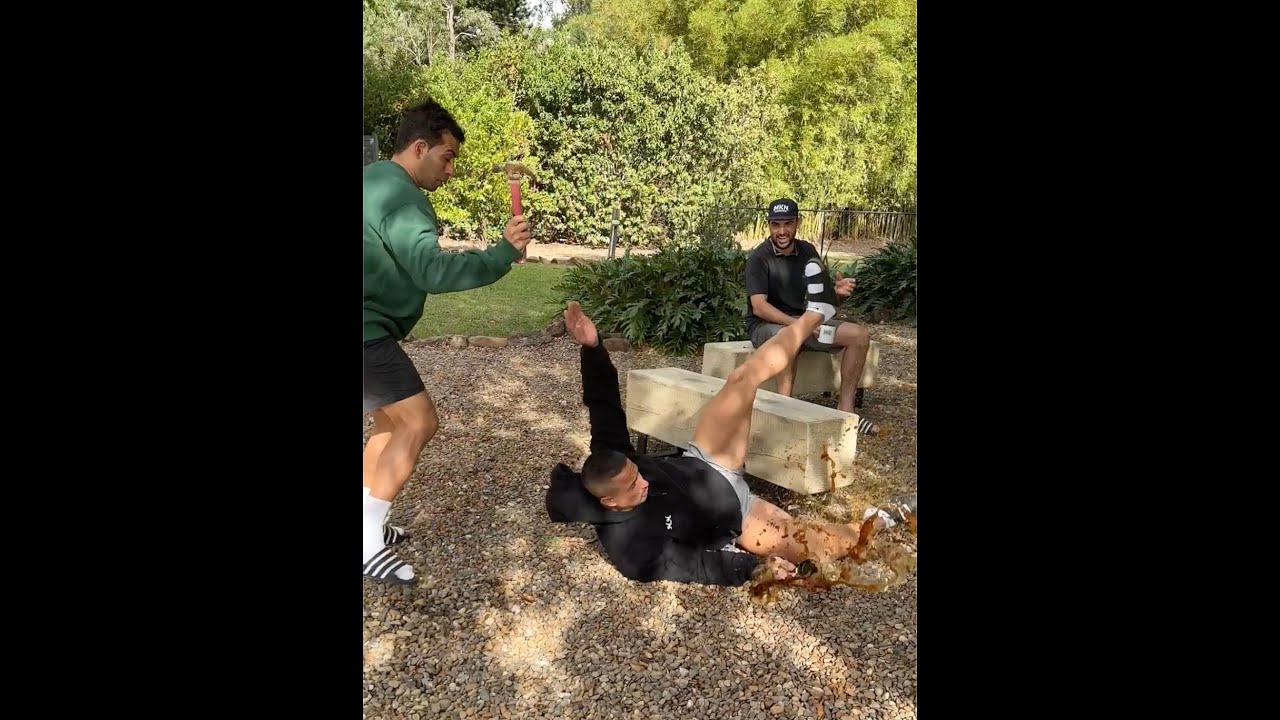 Время молотка!