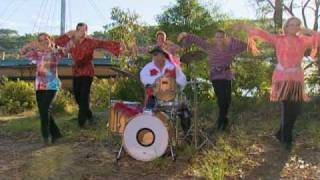 Video thumbnail of "Wiggles - Listen to the Drummer"