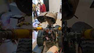Testing Wall-E's Head Movements: Wall-E Awakens!