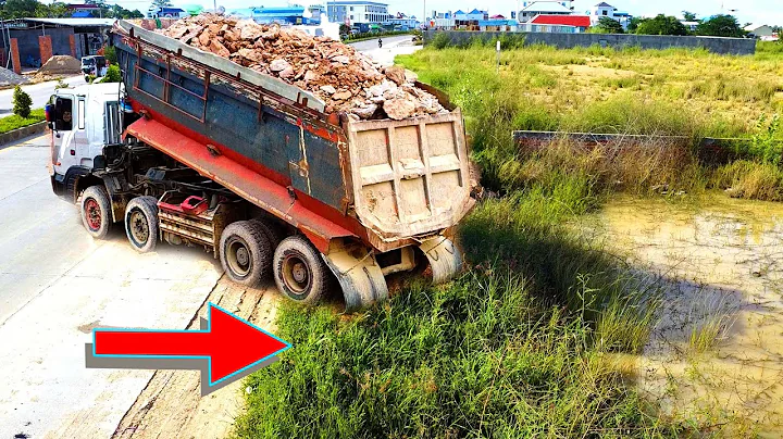 The First Start Massive Landfill Operation! 25T Dump Trucks & SHANTUI Dozers in Full Power Earthmovi