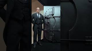 1/6 IC Customs 1989 Batman Armory Vault! #batman #1989 #sixthscalefigures