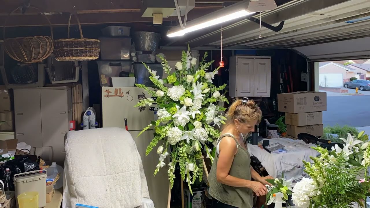 Standing Spray Arrangement Creation - Timelapse