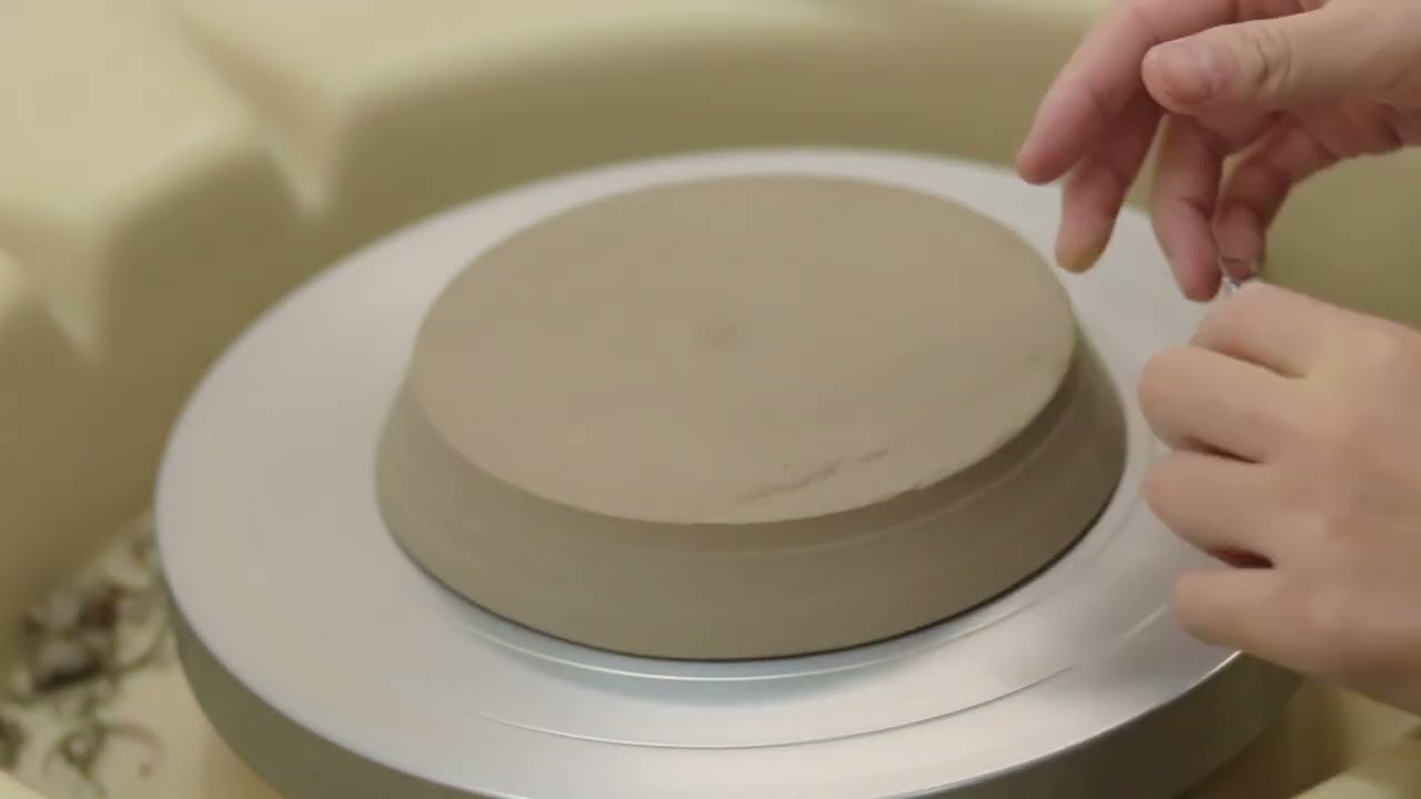 陶藝手拉坏-製作粉色瓷盤Make a Pink Porcelain Plate