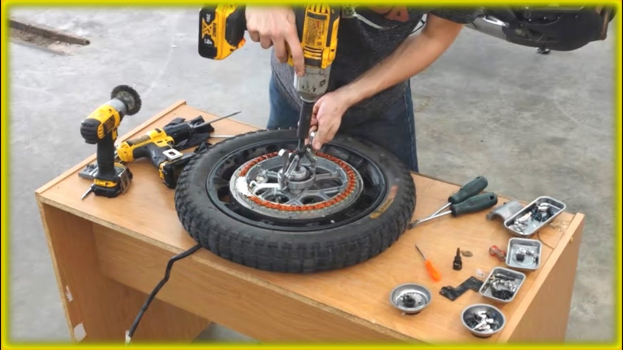 Veteran ShermanS Bearings Remplacement + Michelin Tire install