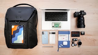 What’s in my TECH TRAVEL BAG? 2022 Edition!