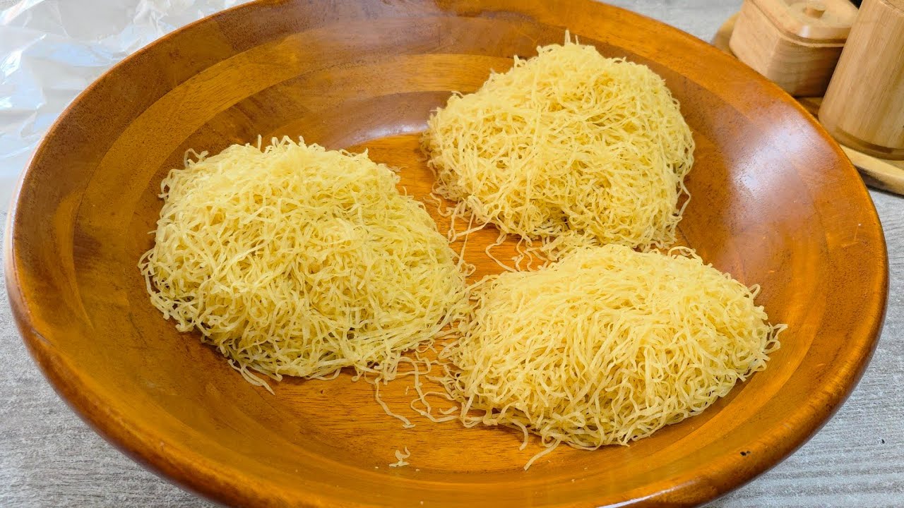 طريقة تحضير الرشتة على أصولها🇩🇿غير بالسميد لي عمرها ولا تنجح معاها تجرب هاذ الوصفة ناجحة من أول مرة