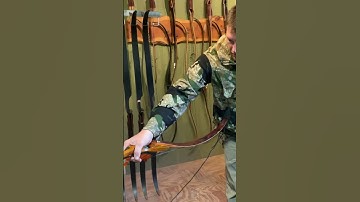 Stringing a High Performance Bow #shorts
