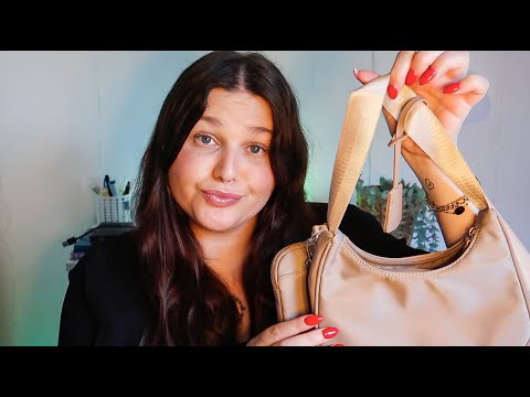 ASMR POV : LA PESTE FOUILLE DANS TON SAC