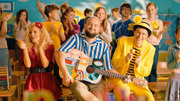 Pokáč ft. Smejko a Tanculienka - Říkala paní Macatá [official video]