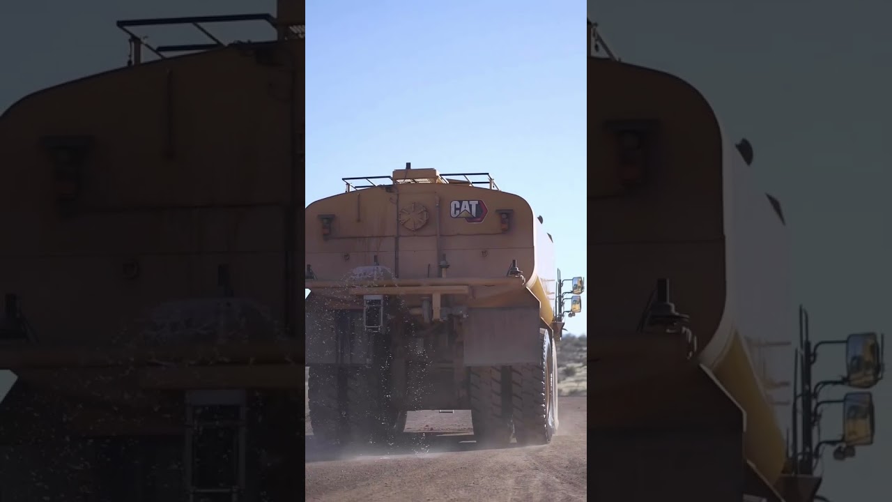 WATER TRUCK 777 CATERPILLAR 