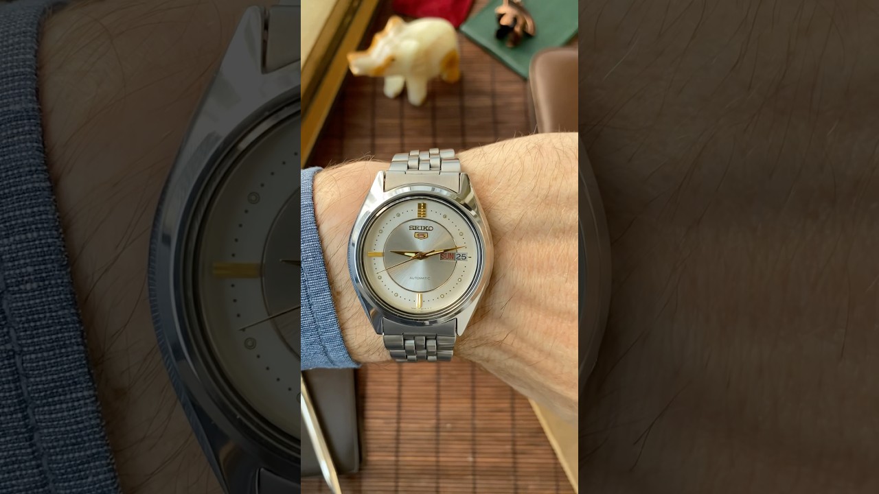 Seiko 5 cal. 7009 automatic 