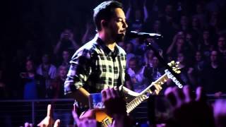 Linkin Park agradece prêmio no MTV EMA 2014 durante show