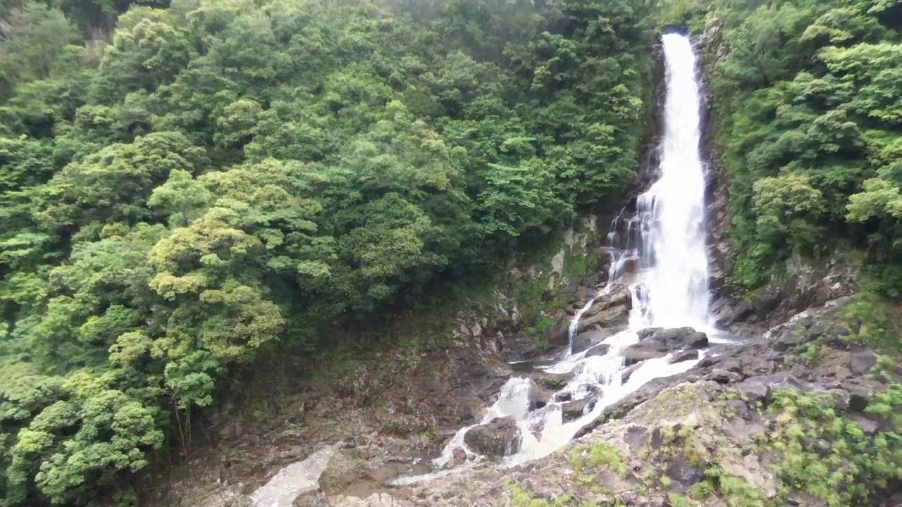 鼻白の滝 空撮 Youtube