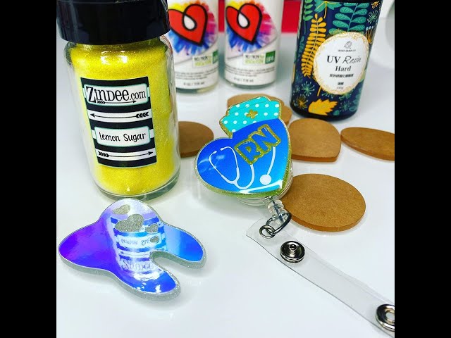 How to make a badge reel with acrylic blanks, mixing glitter with UV