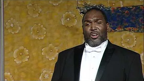 Bass Baritone Robert Cantrell 01 1