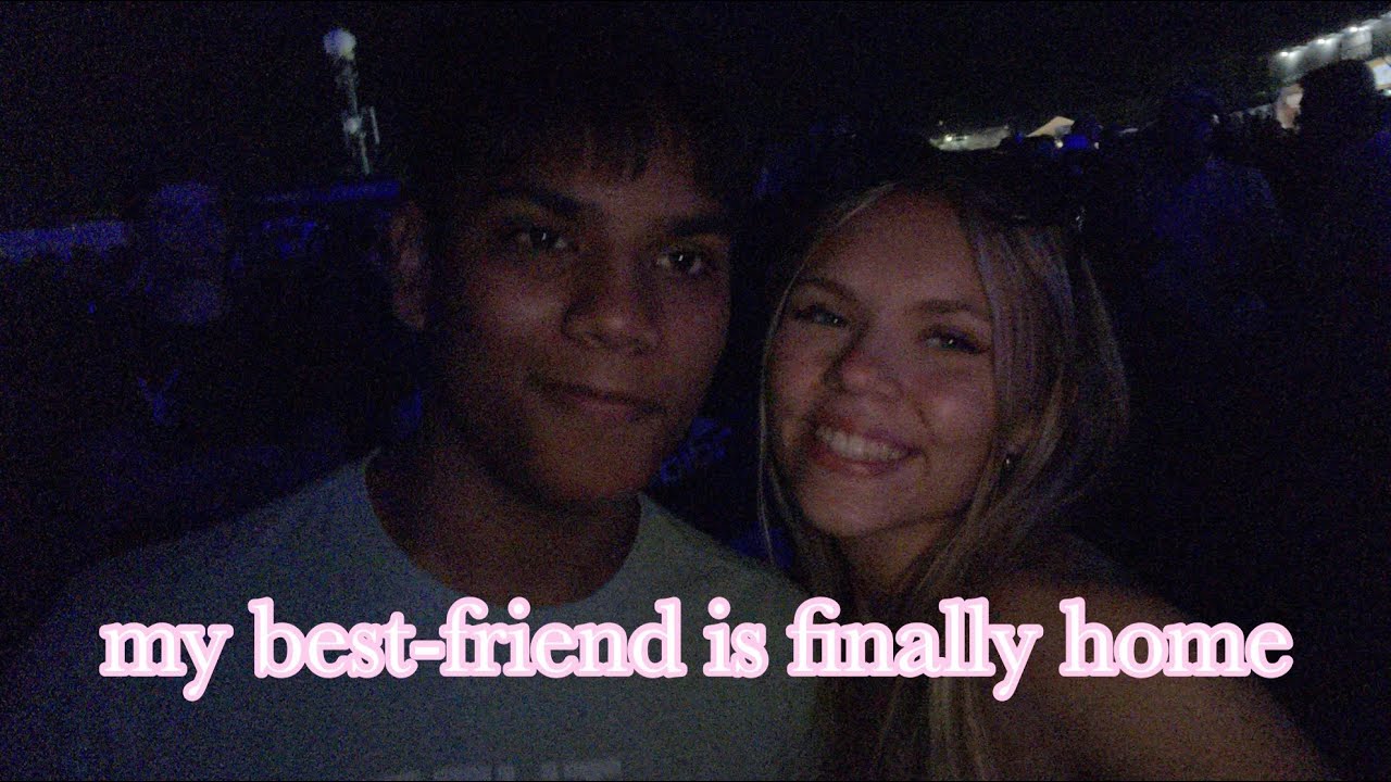 Seeing my boyfriend after a month apart - YouTube