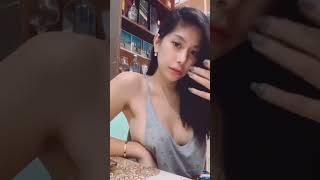 Yang suka tocil sini ! #bigtits #toge #toketgede #bigbobs #sexy #sange #susu #susubesar #tiktokvideo