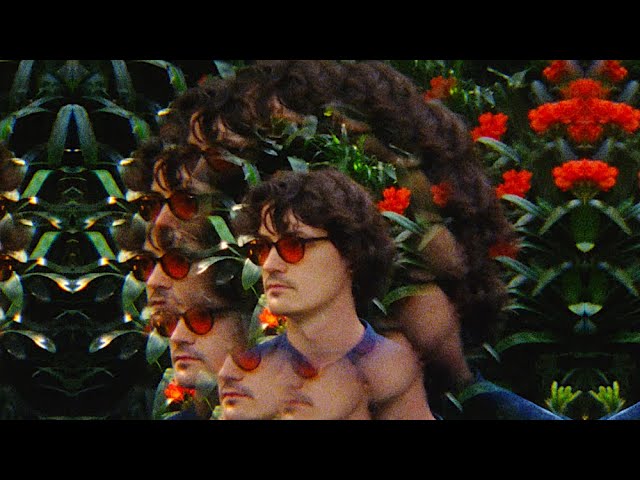 Maxton Hunter Delivers A Meditative Journey With “Dhara / Jaya”